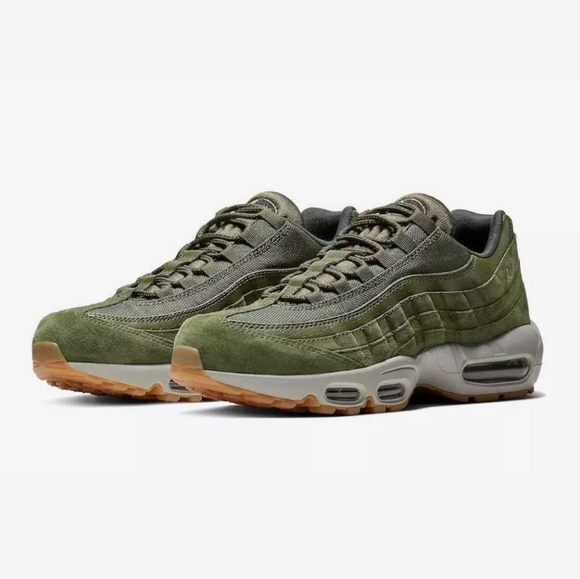 Nike Other - Nike Air Max 95. SE men shoes AJ2018 300